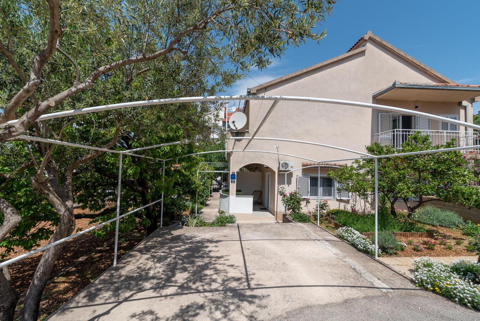 Apartments Fani Trogir Exterior foto